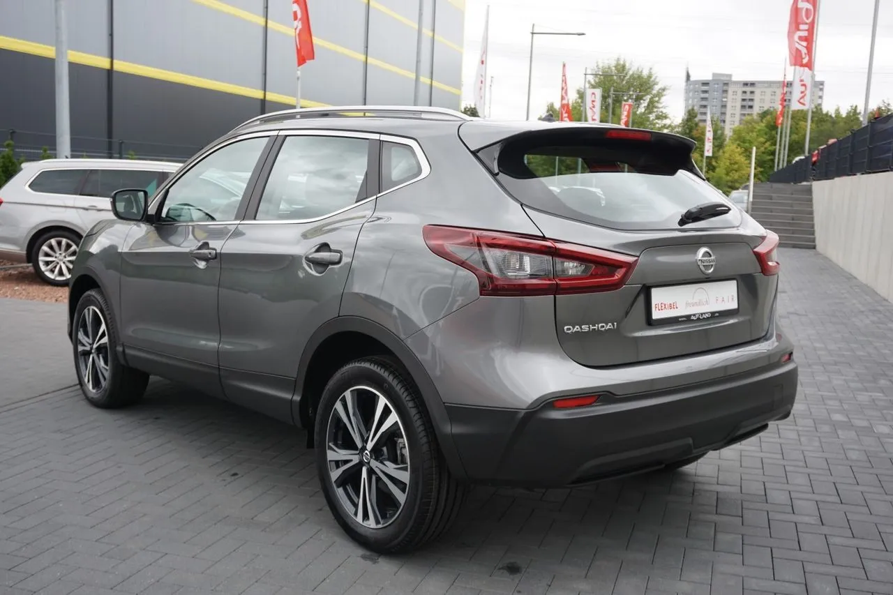 Nissan Qashqai 1.3 DIG-T...  Image 2